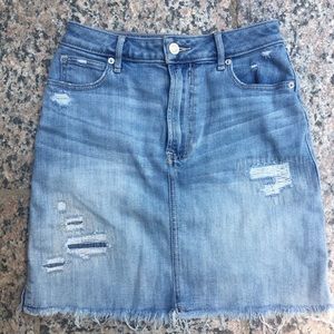 Light wash denim skirt